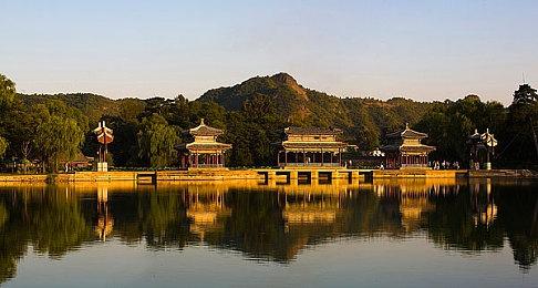 《光环：士官长合集》今日新增周年纪念饰品